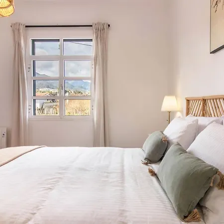 Vila Casa Da Olides - T3 And Santana (Madeira)