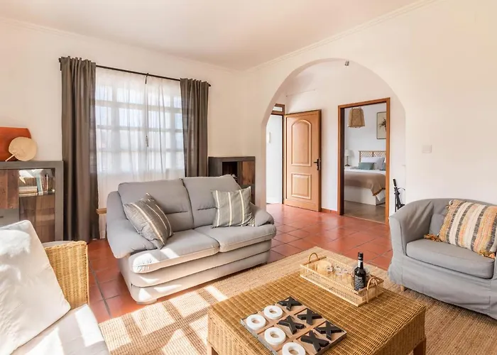 Casa Da Olides - T3 And Сантана